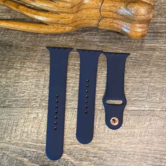 Apple Watch Silicone Rose Gold Buckle Navy Blue Band 42mm S/M and M/L - Picture 2 of 3